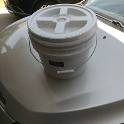 Dog Food Container 