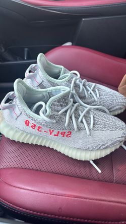 Yeezy Boost 350 sneakers