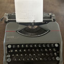 HERMES ROCKET typewriter serviced, perfect