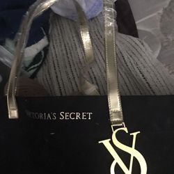 New Victoria secrets large cloth shoulder bag only $20 firm