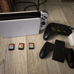 Nintendo switch OLED w/games And Controller