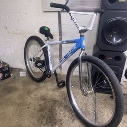 Throne Goon Blocboi Edition No Trades I’ll Throw In S&m Bars For Free 