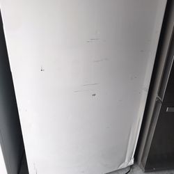 Frigidaire Freezer Big Zise New Never Used