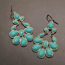 emerald earrings