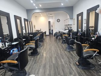 Station Rent For Nail & Hair