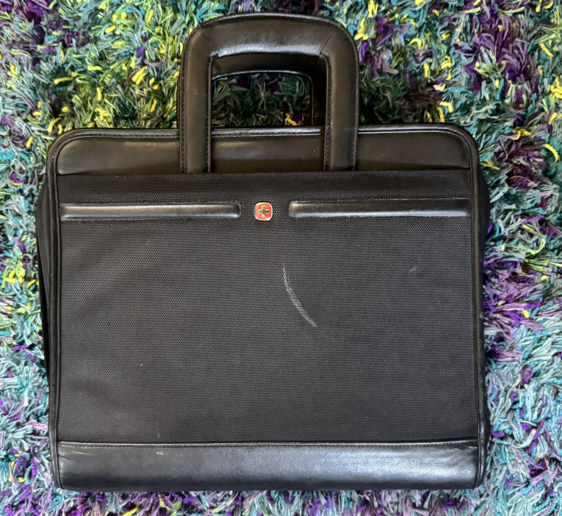 Wenger Zippered Padfolio 