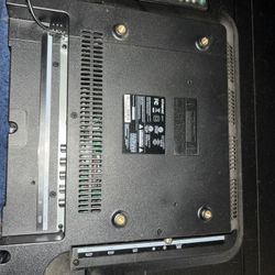 24Inch POLAROID LED TV AND REMOTE 