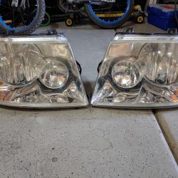 Ford Expedition Headlights