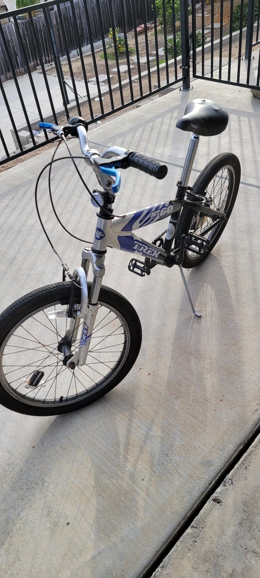 Kids Trek 16in Bike