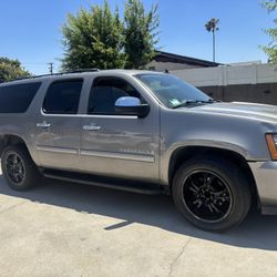 Chevrolet Suburban 2007