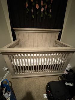Baby Crib 