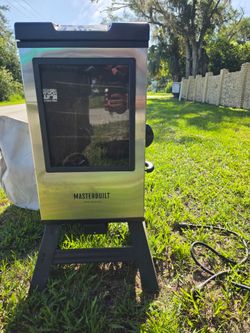 Masterbuilt Pro Series Electric Smoker