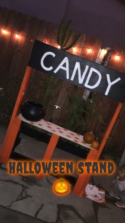 Halloween stand