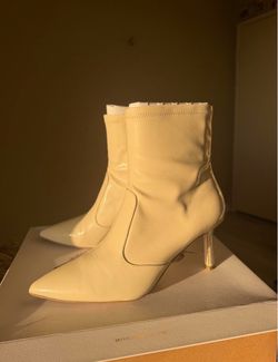 Jessica Simpson Cream Pointed-Toe Ankle Boots