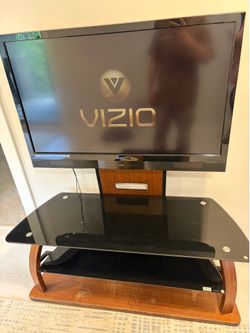 Vizo tv with tv stand