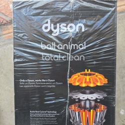 Days on Ball Animal Total Clean Vacuum Brand New Sealed!!!! 