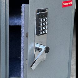 Honeywell safe 