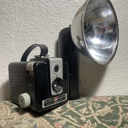 Vintage Kodak Brownie Hawkeye Flash Camera With Flash Attachment