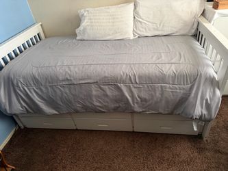 Trundle Bed frame with drawers NEED GONE ASAP