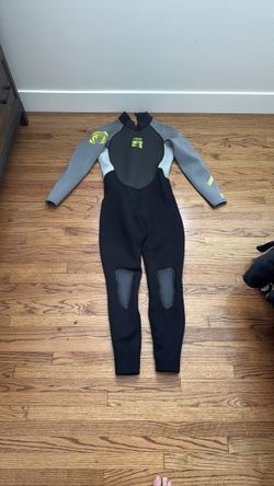 Wet suit
