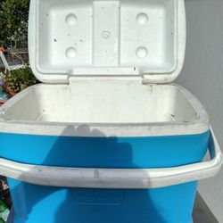 Igloo Cooler