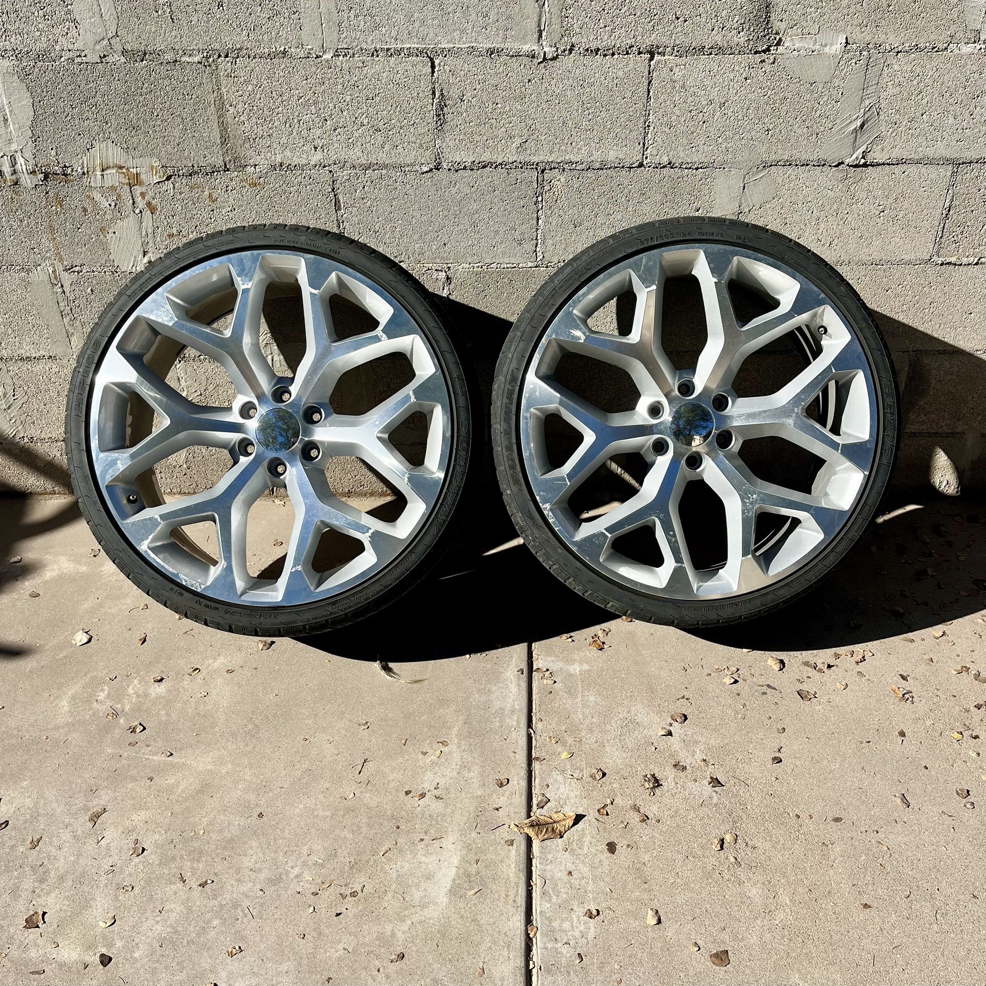 Chevy Snowflake Wheels 24x10 for Sale in Avondale, AZ - OfferUp