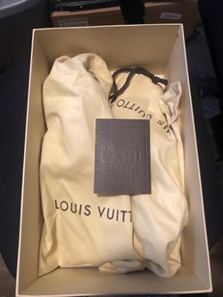 Louis Vuitton Men Slides Size 10 for Sale in San Bernardino, CA - OfferUp