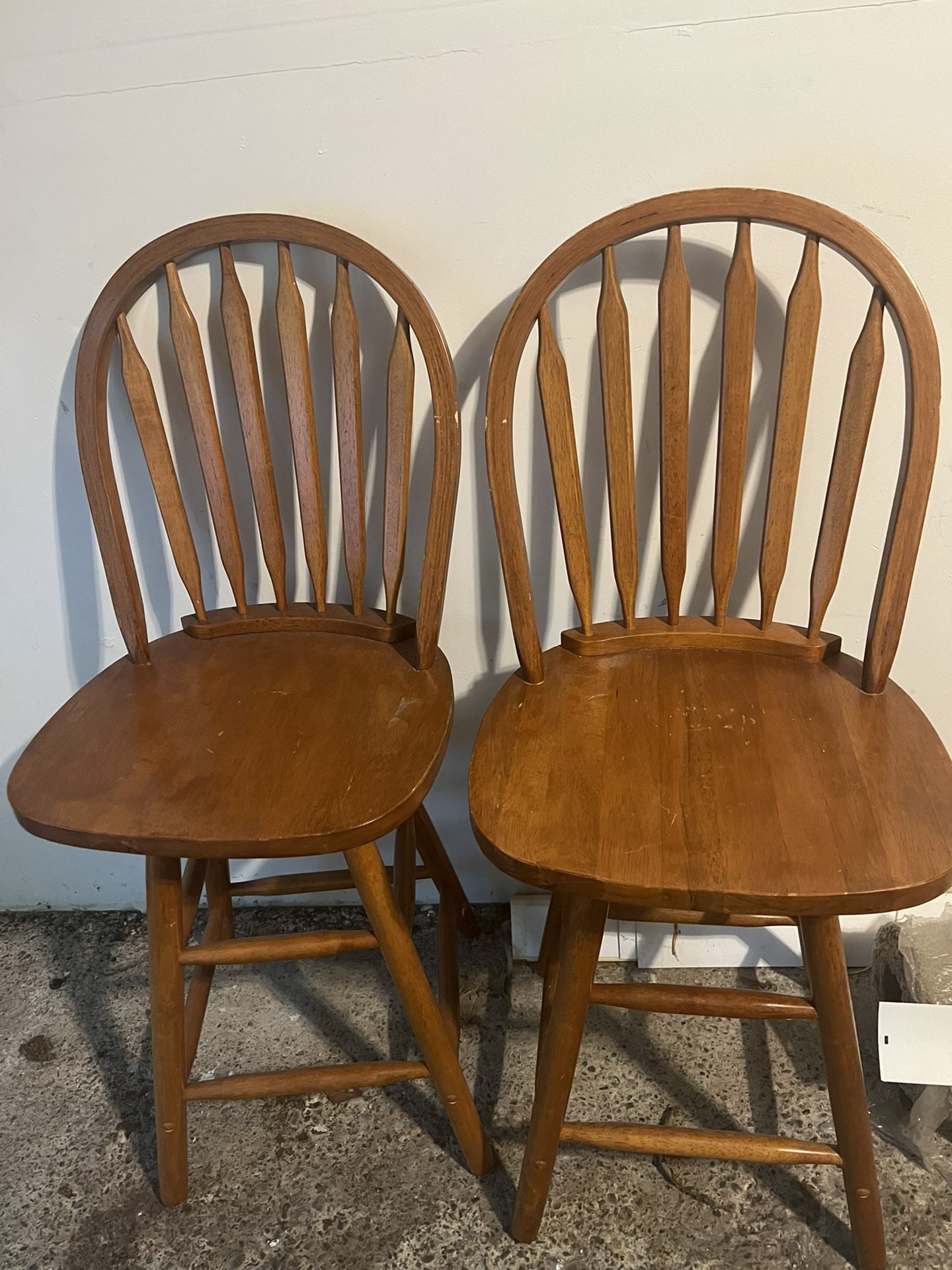 Counter bar stools - full 360 swivel