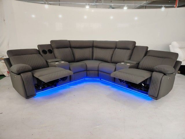 POWER RECLINERS ( BLUETOOTH SPEAKERS AND LEDD LIGHT)
