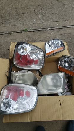 Ford 03 f150 clear head lights side marker and Tail light
