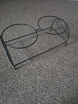 Dog Food And Water Stand 