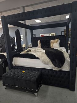 ✨️ King, Cal King, Queen Bed Frame ✨️ Furniture Sectionals, Bedrooms, Dining Avail