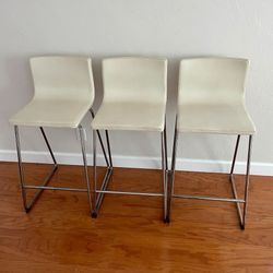Leather White Bar 3 Stools 26 Inch $90