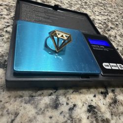 10k gold diamond ring 