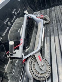 Electric scooter
