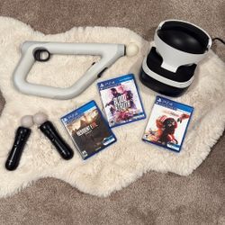 Ps VR With Gun And 2 Sticks And 3 Games.