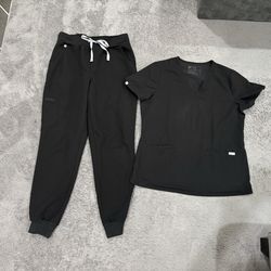 Medium FIGS Black Scrub Set