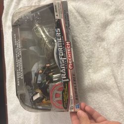 Transformers Mechtech Bumblebee Sam Witwicky & Backfire MB 2010