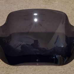 Harley-Davidson Wind Splitter 12 Inch Windshield / Dark Smoke