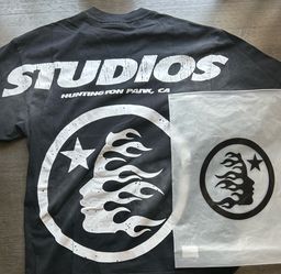 Hellstar t black and white size medium