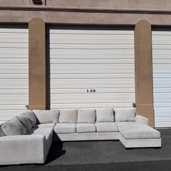 3PC Large Beige Living Spaces Sectional Couch Free Delivery 🚚 