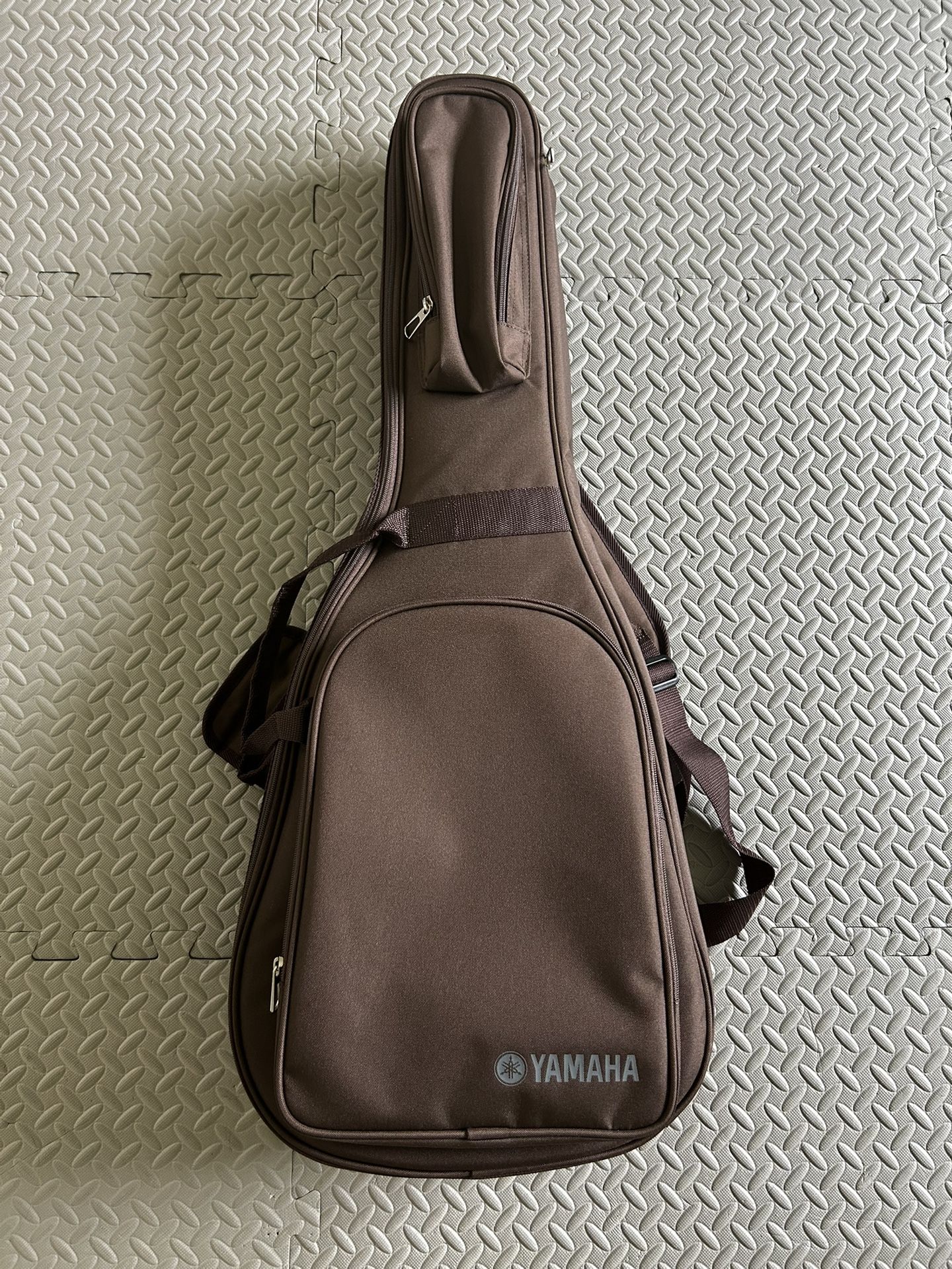 Yamaha 3/4 Scale Junior Guitar