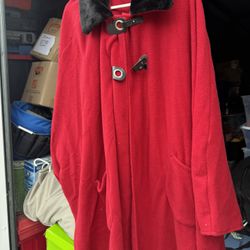 Le Moda Red Fleece Rosette Wrap Cape Poncho One Size Faux Fur Trim With Pockets