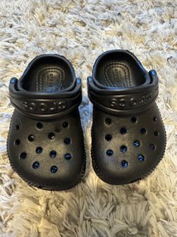 Baby crocs