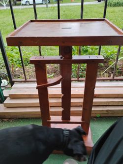 Adjustable Up And Down Accent Table