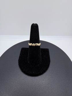BRAND NEW 14KY Heart Ring