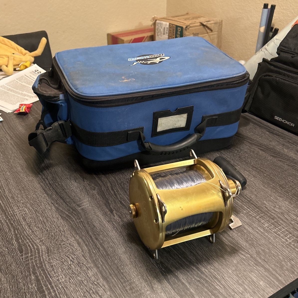 Everol 9/0 Wide Fishing Reel for Sale in San Diego, CA - OfferUp