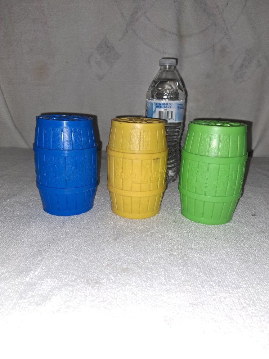 3 Vintage 1989 & 2003 Barrel Of Monkeys Games All For 1 Price (Has A Total Of 40 Monkeys All Together)