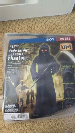 Kids Halloween Costume - Used  size M 8