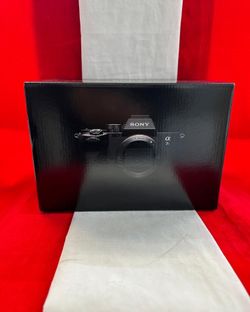 Sony a7R V Mirrorless Camera